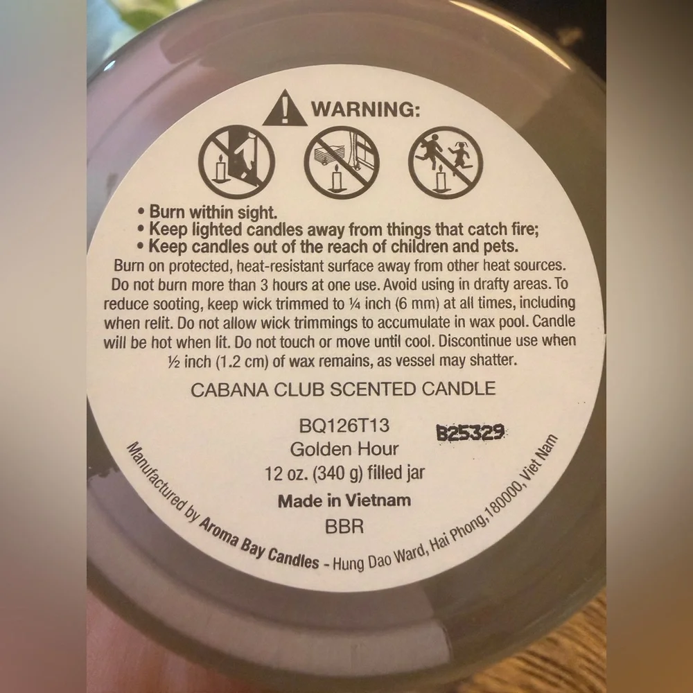 Pick one!! Scented Candles with Gold Lids✨12 oz - Picture 15 of 15